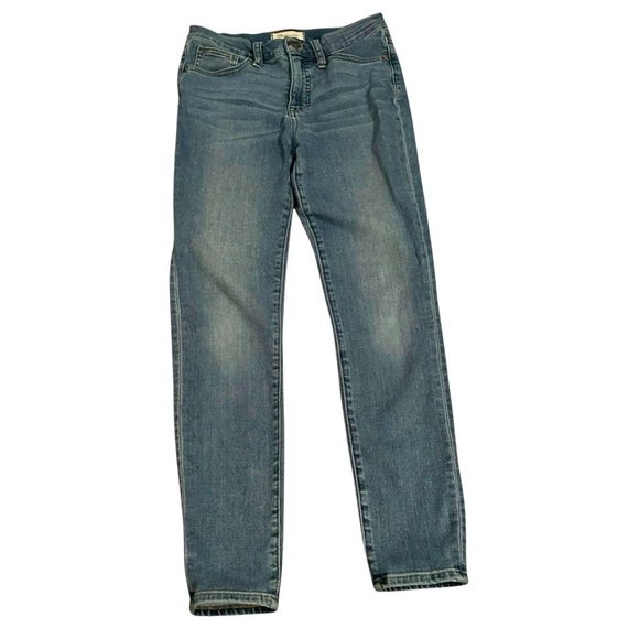 Madewell Woman’s 10’ Roadtripper Skinny Jeans Catalano Light Wash Raw Hem Sz26 - Picture 1 of 4